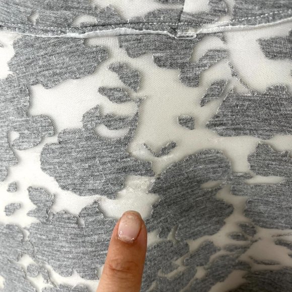 Anthropologie Akemi + Kin Floral Peplum Top - Picture 14 of 15